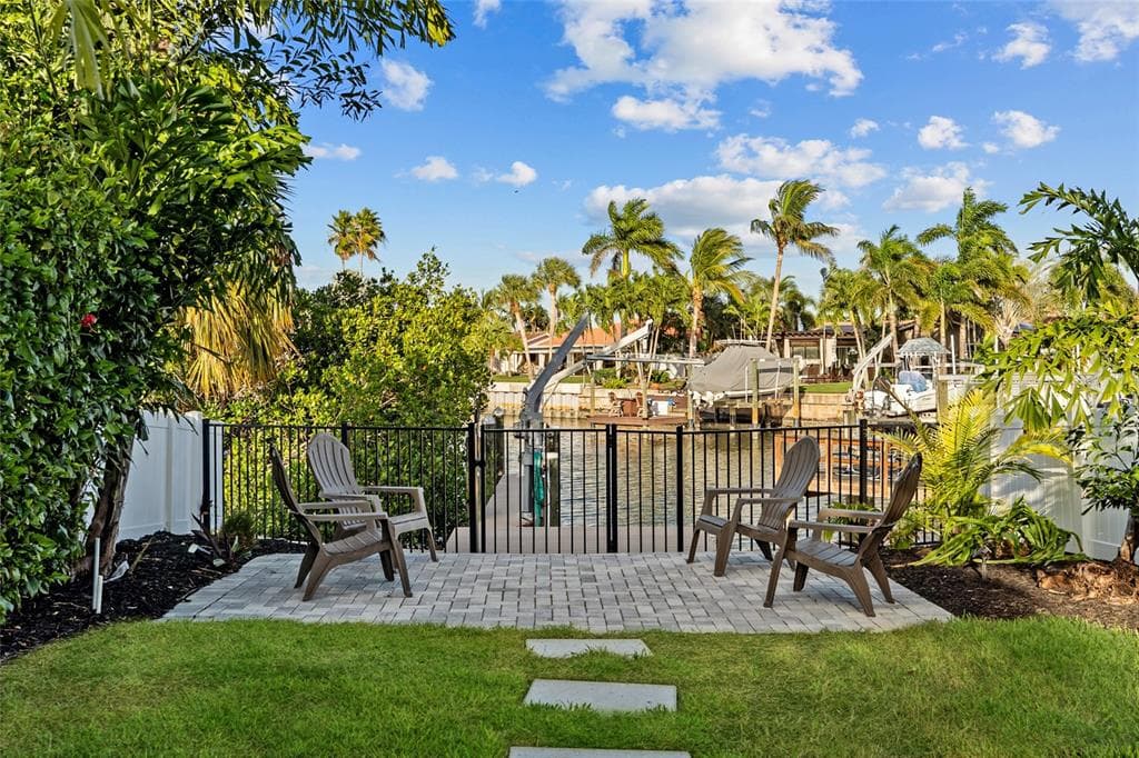 4592 40TH STREET S, ST PETERSBURG, FL 33711 — zdjęcie 4