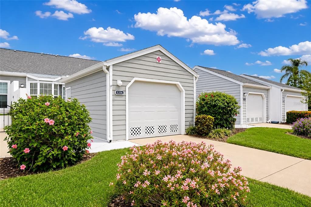 1216 SPOONBILL LANDINGS CIRCLE, BRADENTON, FL 34209
