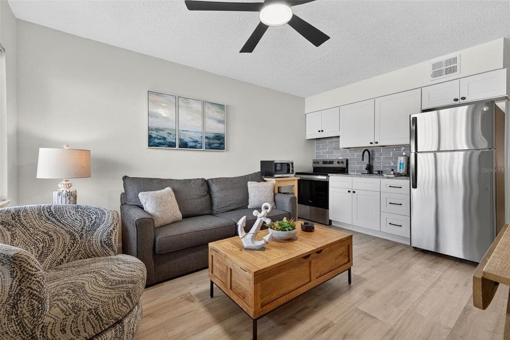 14251 GULF BOULEVARD # 5, MADEIRA BEACH, FL 33708 — zdjęcie 2