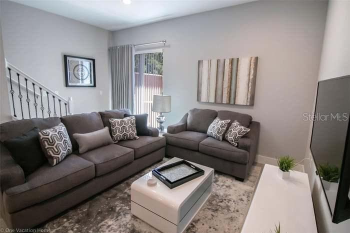 7520 SUNVILLE AVENUE, KISSIMMEE, FL 34747 — zdjęcie 4