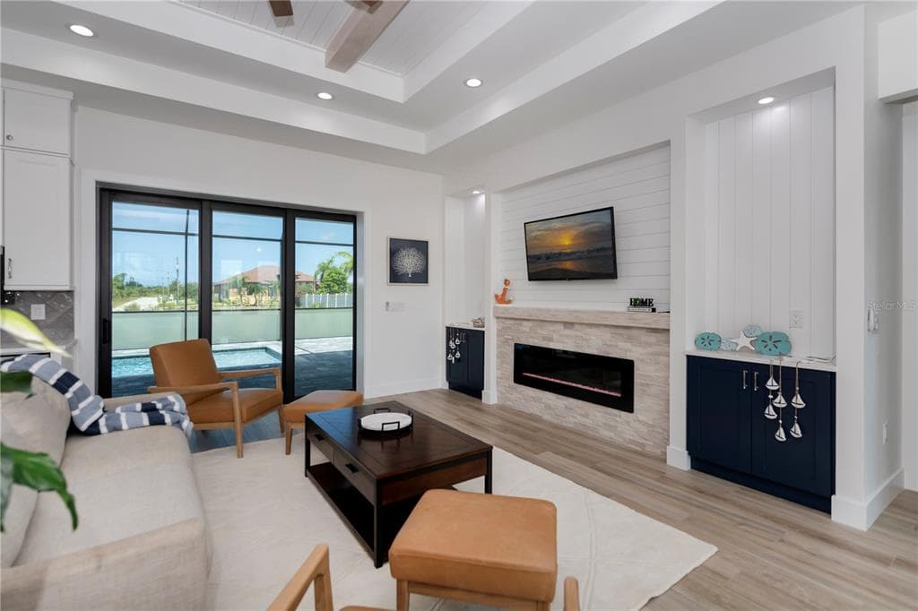 15384 VISALIA ROAD, PORT CHARLOTTE, FL 33981 — zdjęcie 4