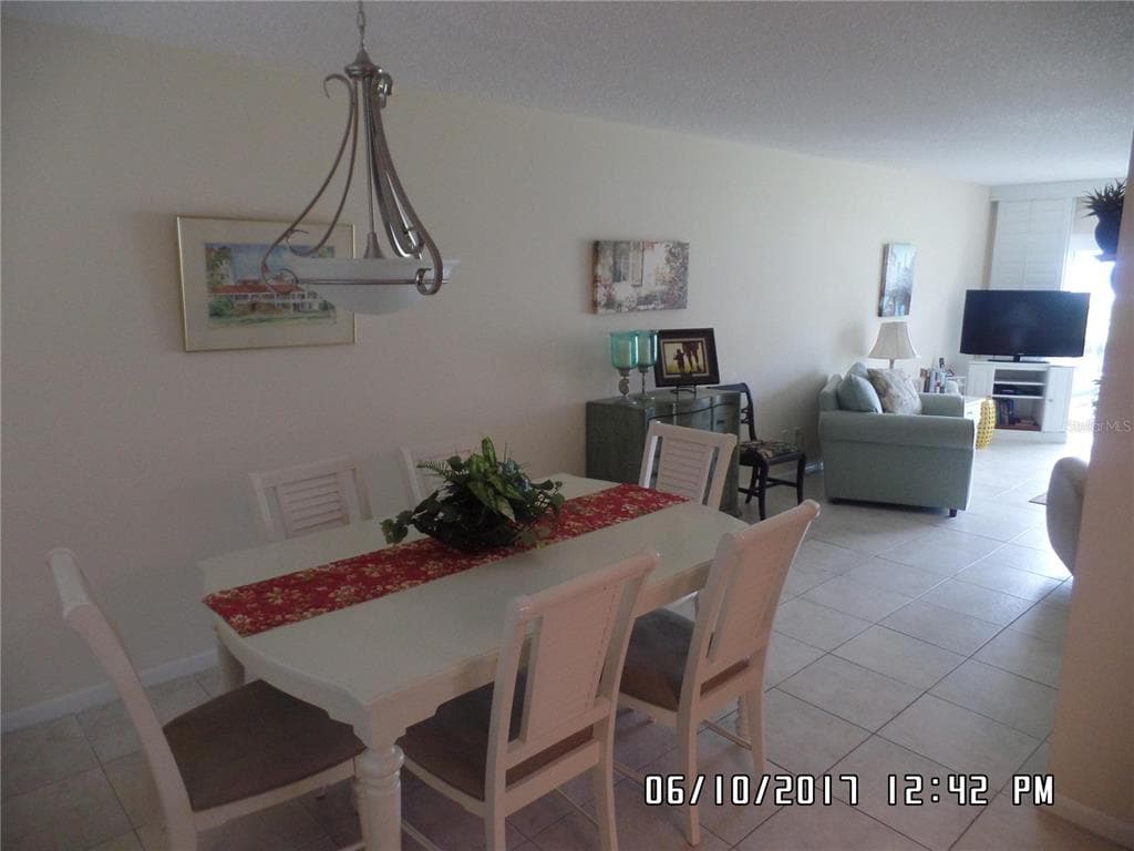 815 OCEAN SHORE BOULEVARD # 9, ORMOND BEACH, FL 32176 — zdjęcie 2