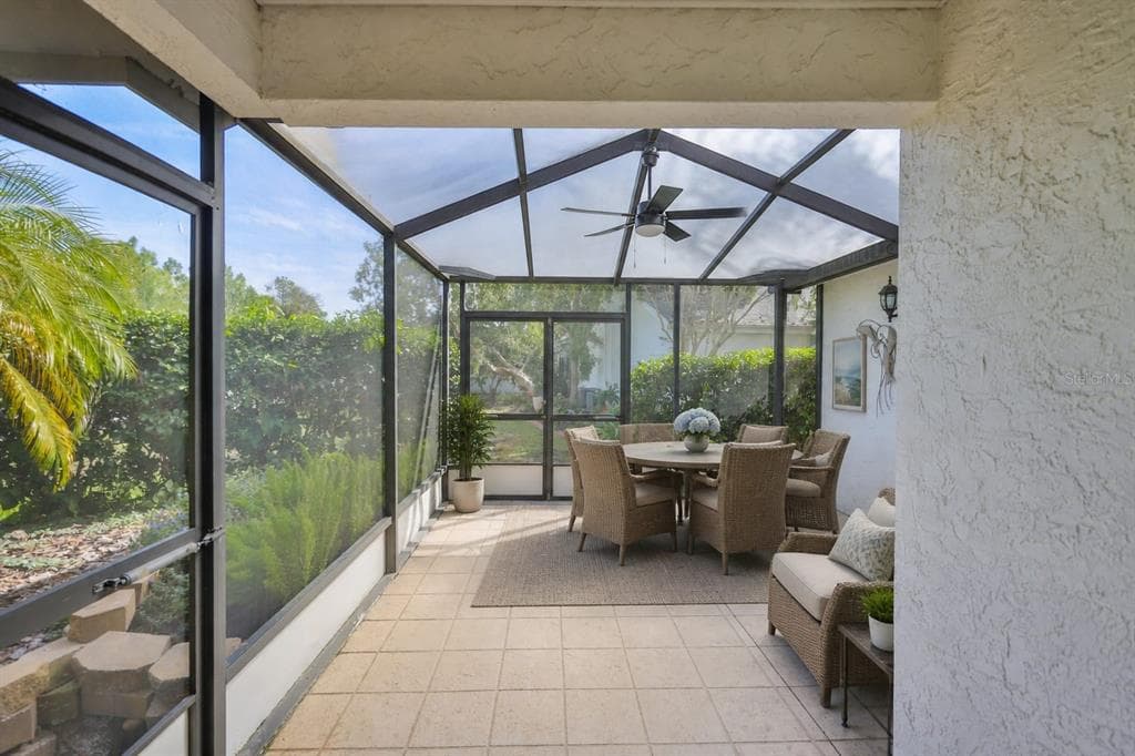 1305 SPRY COURT, SUN CITY CENTER, FL 33573 — zdjęcie 4