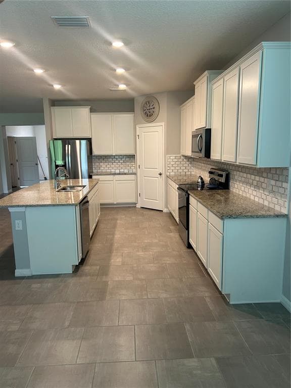 7128 STEER BLADE DRIVE, ZEPHYRHILLS, FL 33541 — zdjęcie 3