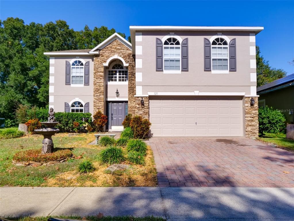 121 W FIESTA KEY LOOP, DELAND, FL 32720