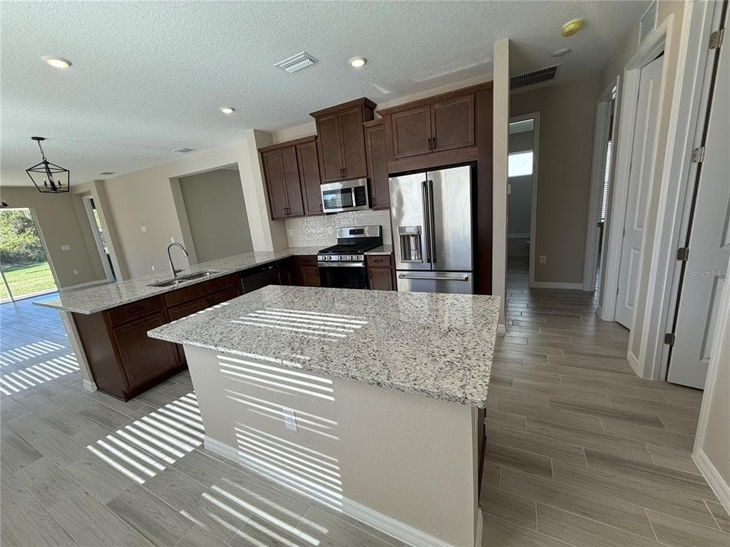 15013 SHADY PALMS LANE, NOKOMIS, FL 34275 — zdjęcie 4