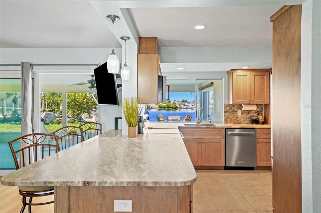 3711 FLORAMAR TERRACE, NEW PORT RICHEY, FL 34652 — zdjęcie 5