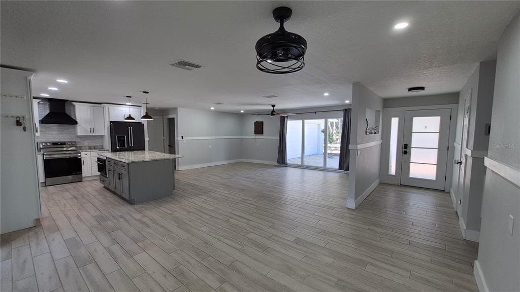 571 NW 14TH PLACE, CRYSTAL RIVER, FL 34428 — zdjęcie 3