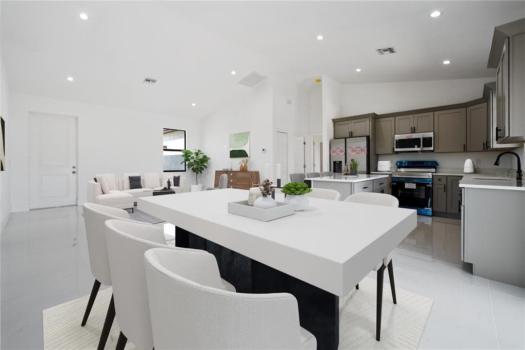 2458 NW 9TH TERRACE, CAPE CORAL, FL 33993 — zdjęcie 5