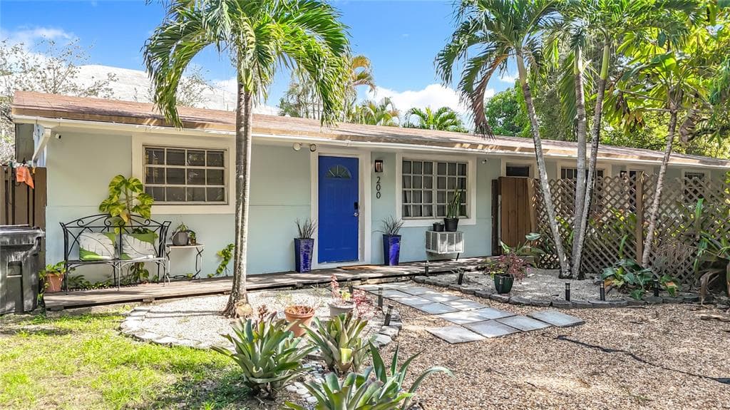 200 SW 9TH AVENUE # 1-2, FORT LAUDERDALE, FL 33312