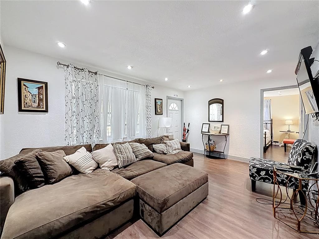 200 SW 9TH AVENUE # 1-2, FORT LAUDERDALE, FL 33312 — zdjęcie 4