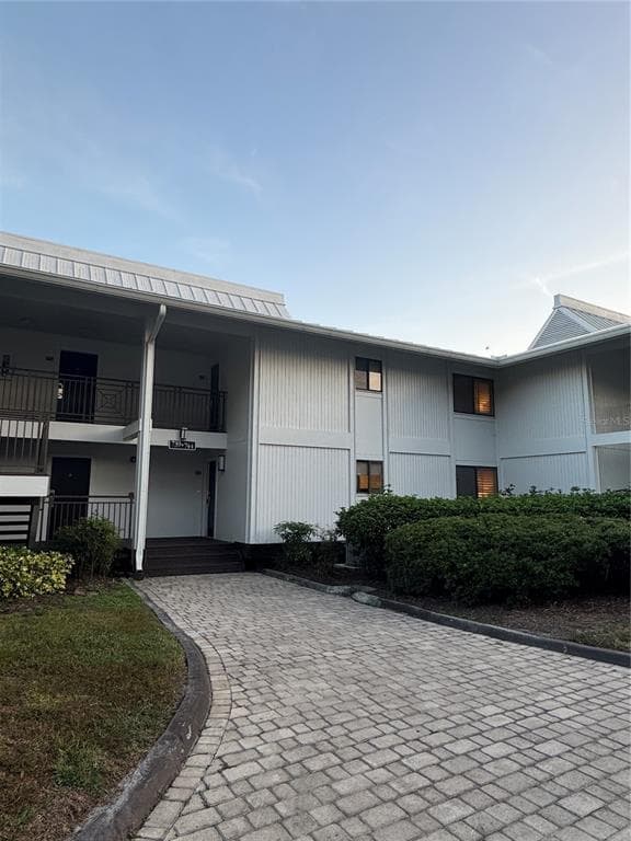 4786 FOX HUNT DRIVE # D743, WESLEY CHAPEL, FL 33543