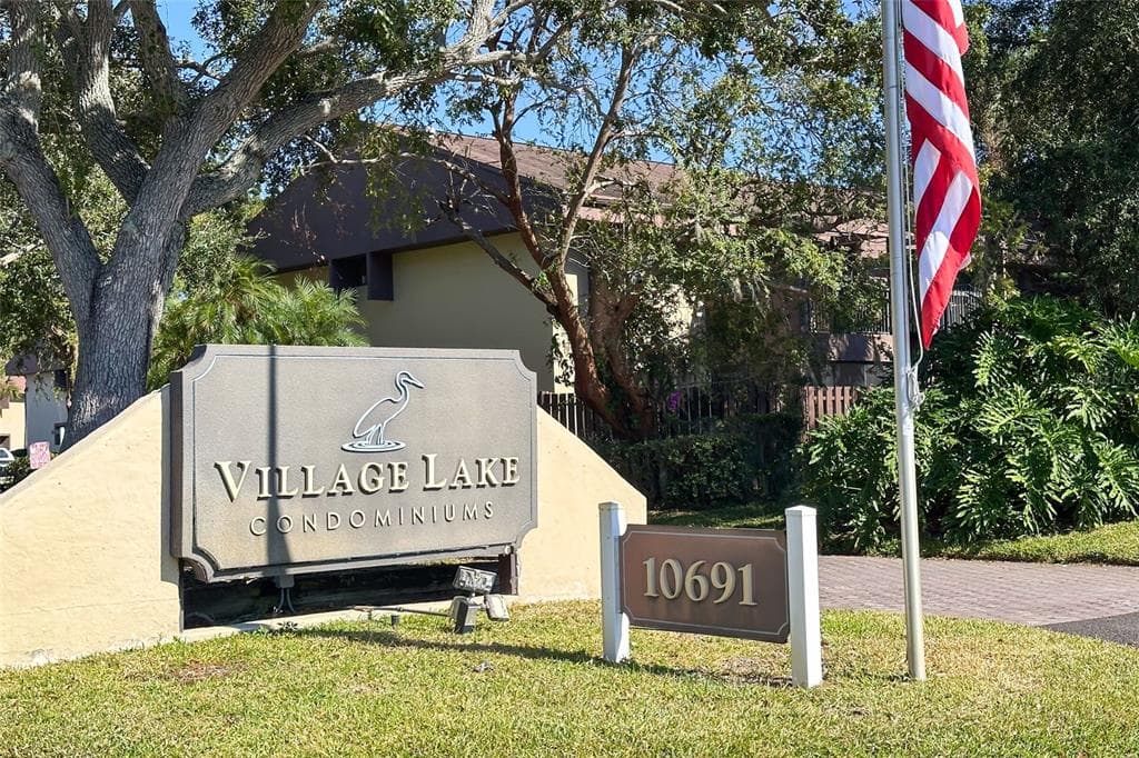 735 S VILLAGE DRIVE N # 206, ST PETERSBURG, FL 33716 — zdjęcie 2