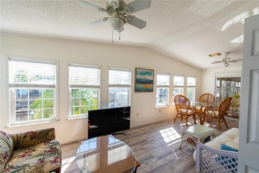 15 ROTTERDAM DRIVE, PUNTA GORDA, FL 33950 — zdjęcie 2