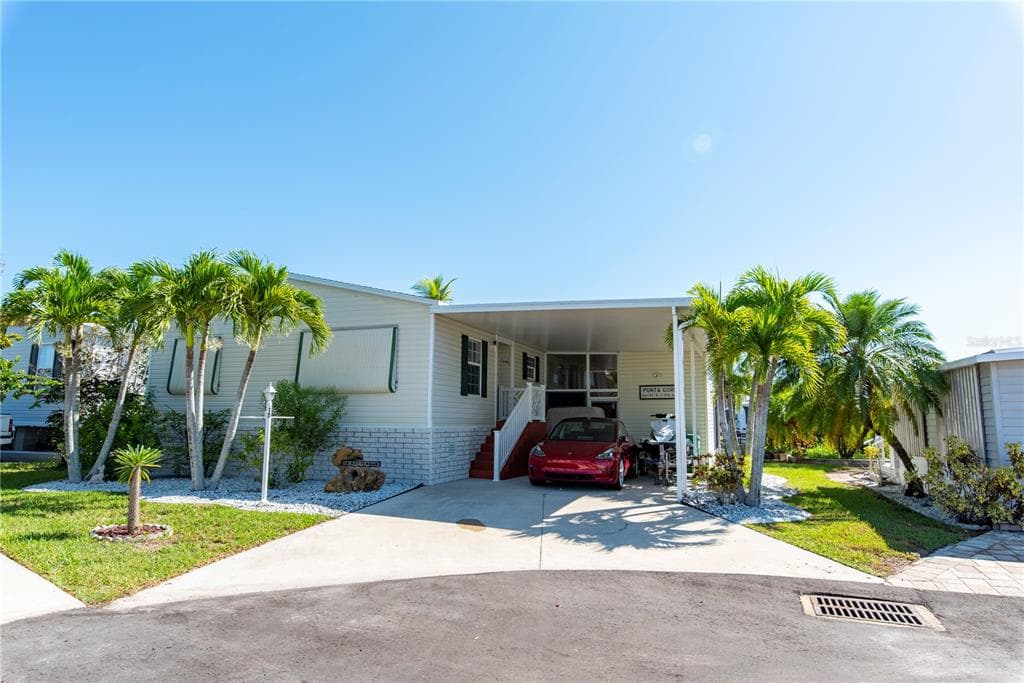 15 ROTTERDAM DRIVE, PUNTA GORDA, FL 33950