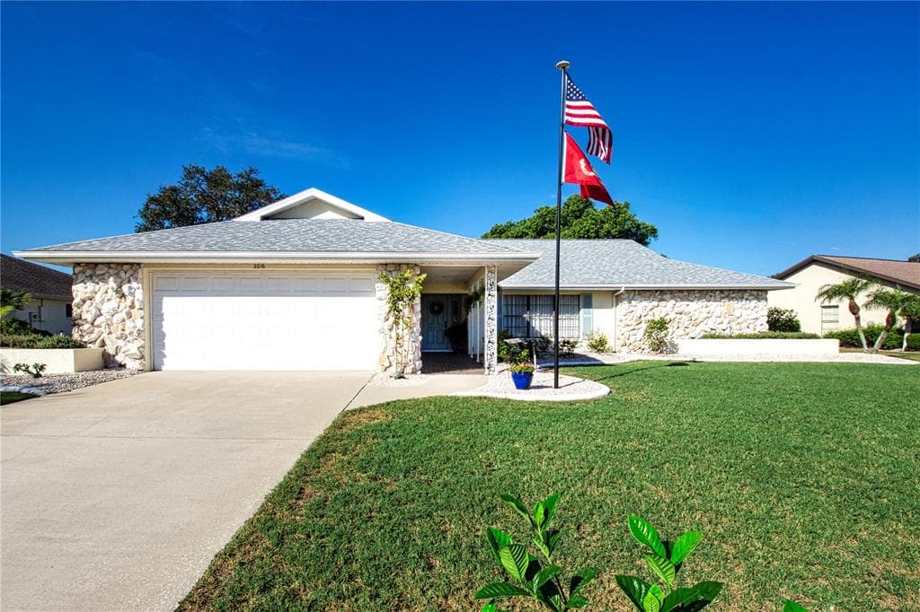 2016 E VIEW DRIVE, SUN CITY CENTER, FL 33573 — zdjęcie 3