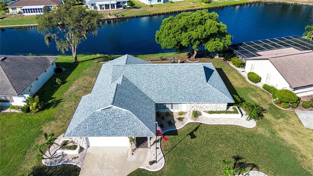 2016 E VIEW DRIVE, SUN CITY CENTER, FL 33573 — zdjęcie 4