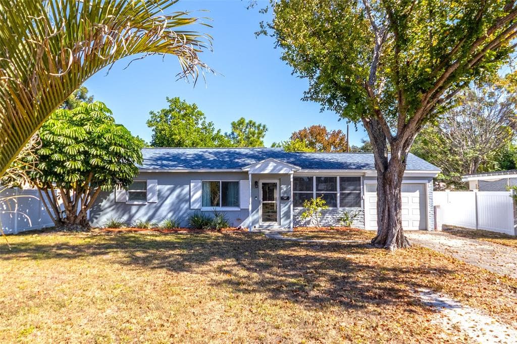 1725 BRADSHAW LANE N, ST PETERSBURG, FL 33710