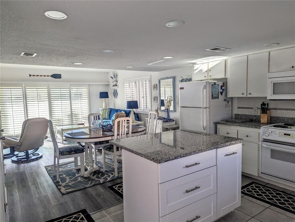 815 OCEAN SHORE BOULEVARD # 11A, ORMOND BEACH, FL 32176 — zdjęcie 3