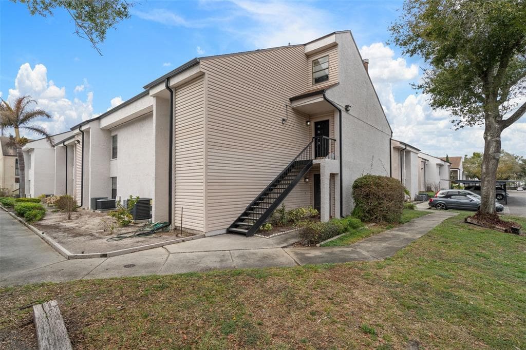 4821 PURITAN CIRCLE # 104, TAMPA, FL 33617 — zdjęcie 2