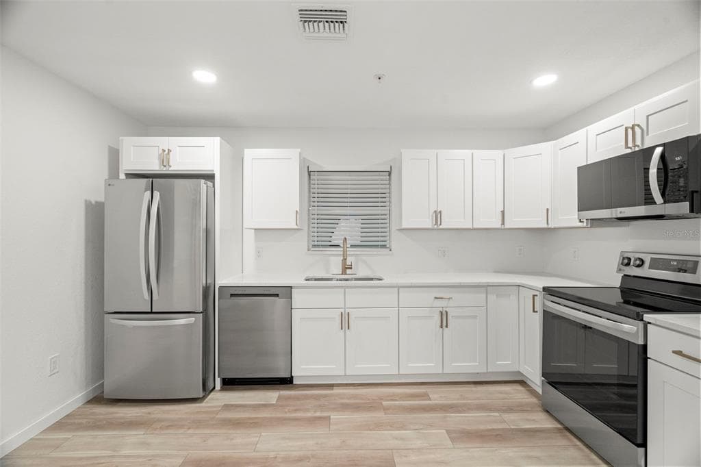 3103 16TH STREET N, ST PETERSBURG, FL 33704 — zdjęcie 5