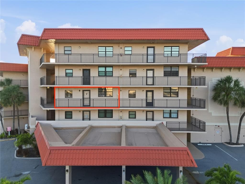 17580 GULF BOULEVARD # 302, REDINGTON SHORES, FL 33708 — zdjęcie 4