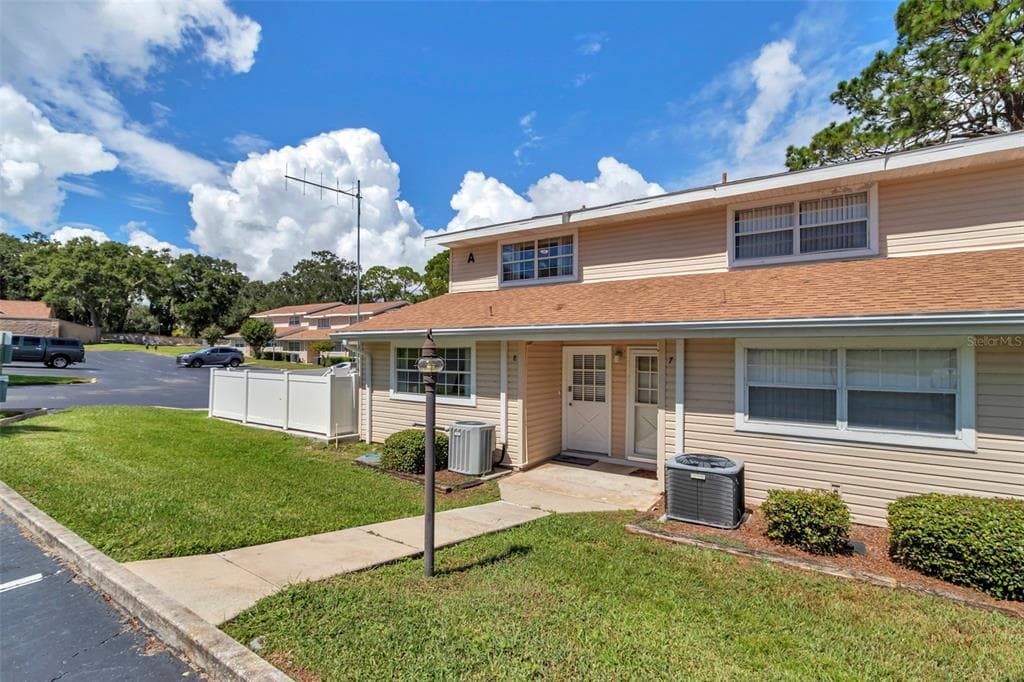 11001 SE SUNSET HARBOR RD # A08, SUMMERFIELD, FL 34491 — zdjęcie 2