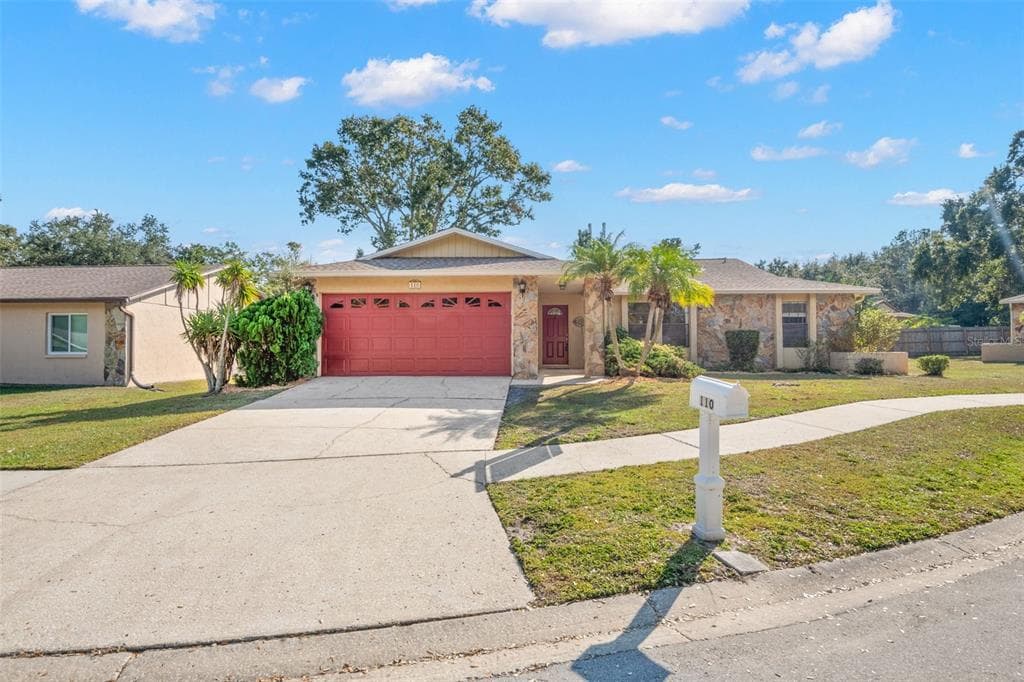 110 MEADOWCROSS DRIVE, SAFETY HARBOR, FL 34695