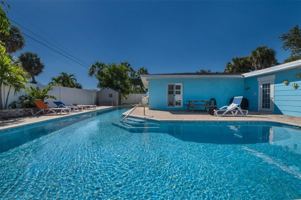 424 88TH AVENUE, ST PETE BEACH, FL 33706 — zdjęcie 2