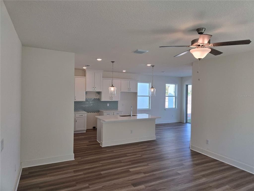3827 DAYBREAK RUN LOOP, SPRING HILL, FL 34609 — zdjęcie 3