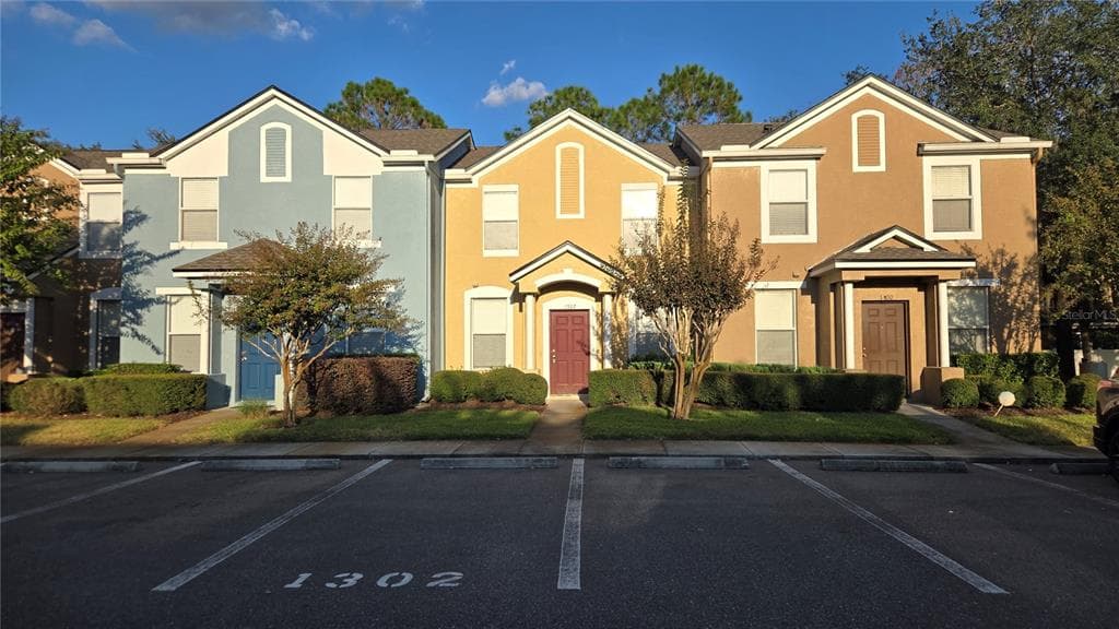 1302 DENMAN COURT, WESLEY CHAPEL, FL 33543