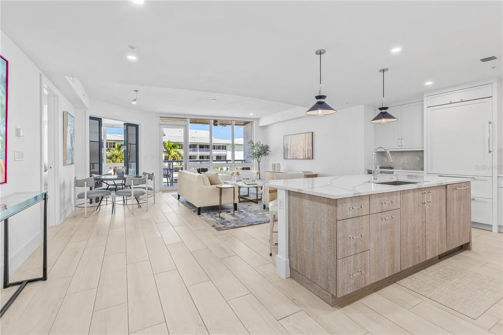 1035 SEASIDE DRIVE # 404, SARASOTA, FL 34242 — zdjęcie 4