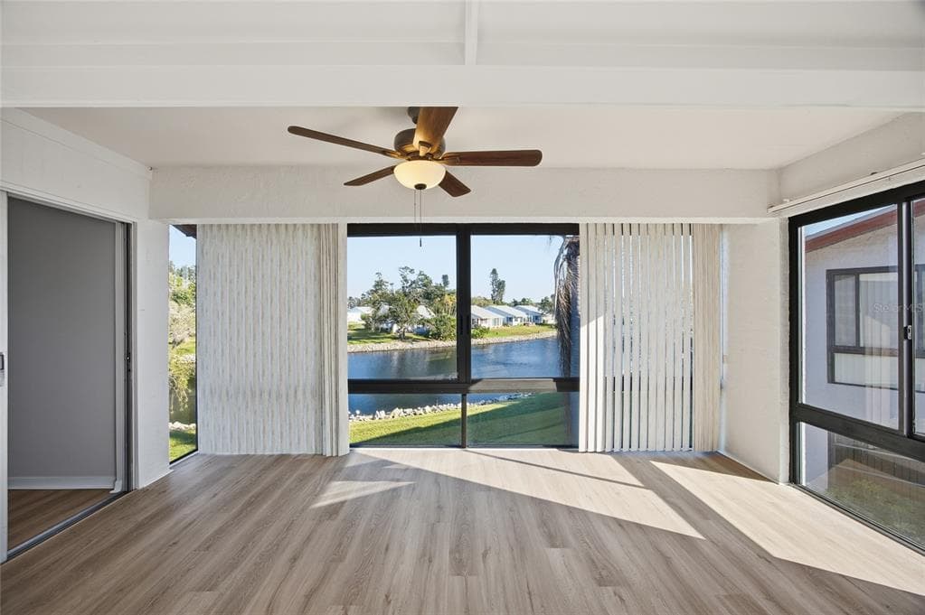 4859 INDEPENDENCE DRIVE, BRADENTON, FL 34210