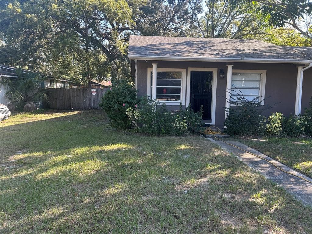 1121 ORANGE AVENUE, SANFORD, FL 32771