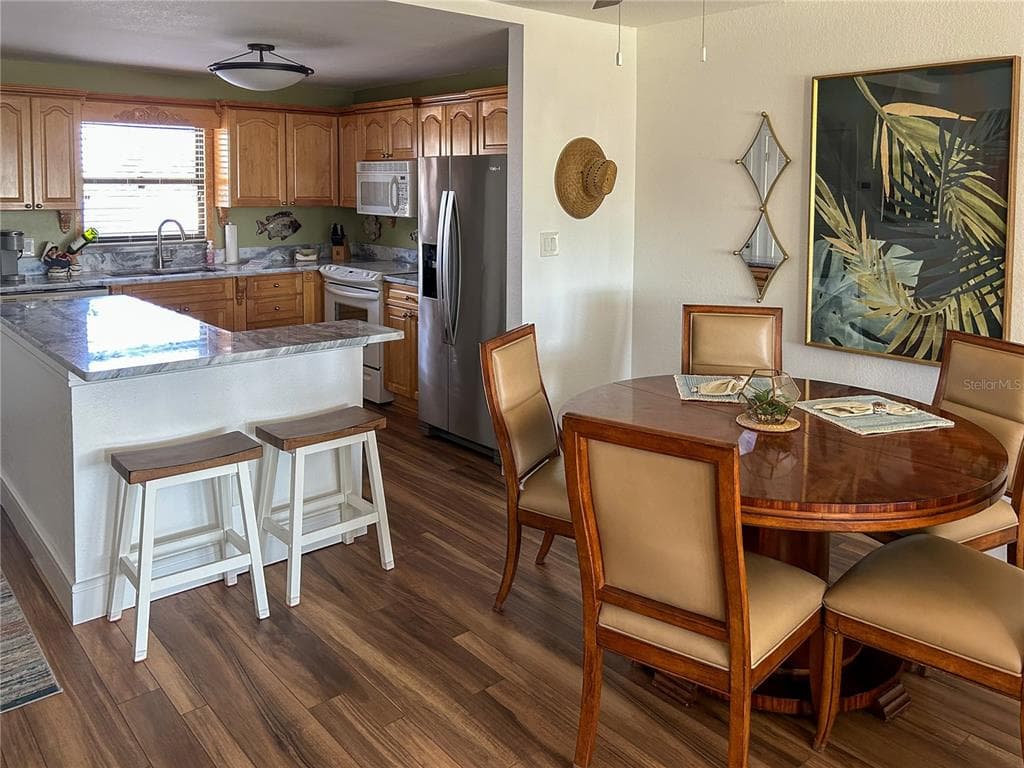 1230 GULF BOULEVARD # 207, CLEARWATER BEACH, FL 33767 — zdjęcie 5