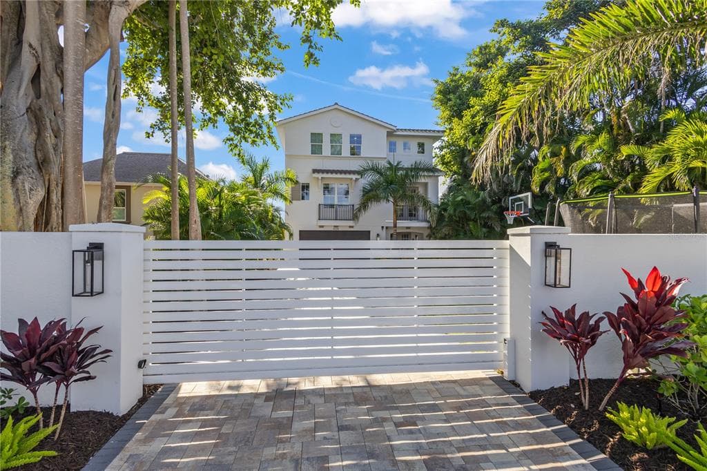 8008 MIDNIGHT PASS ROAD, SARASOTA, FL 34242 — zdjęcie 4