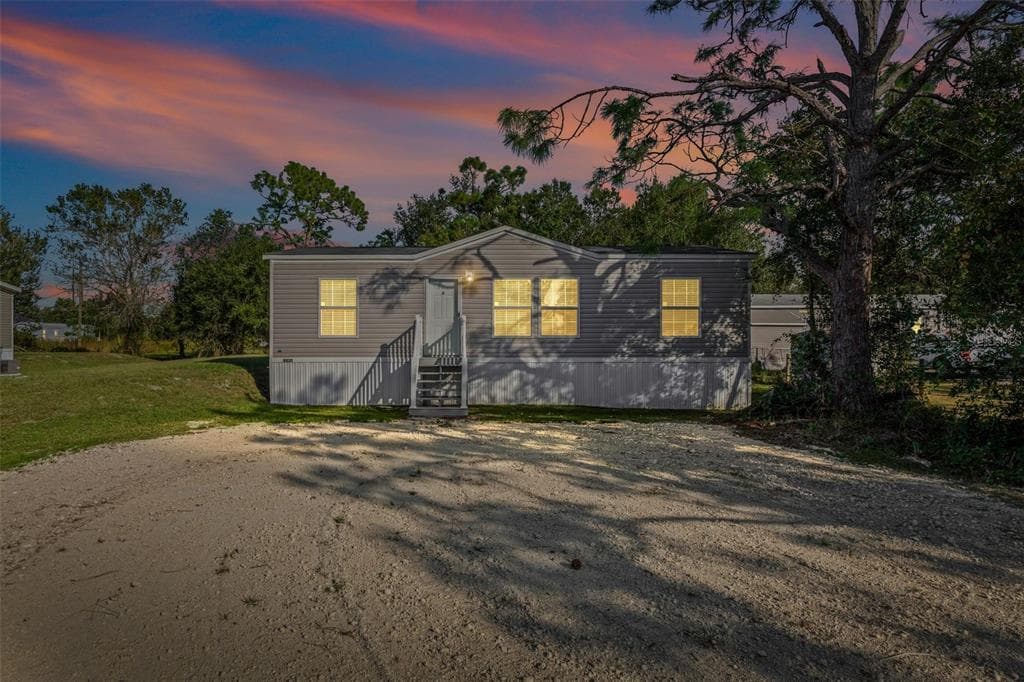 8432 SWEDEN BOULEVARD, PUNTA GORDA, FL 33982 — zdjęcie 4