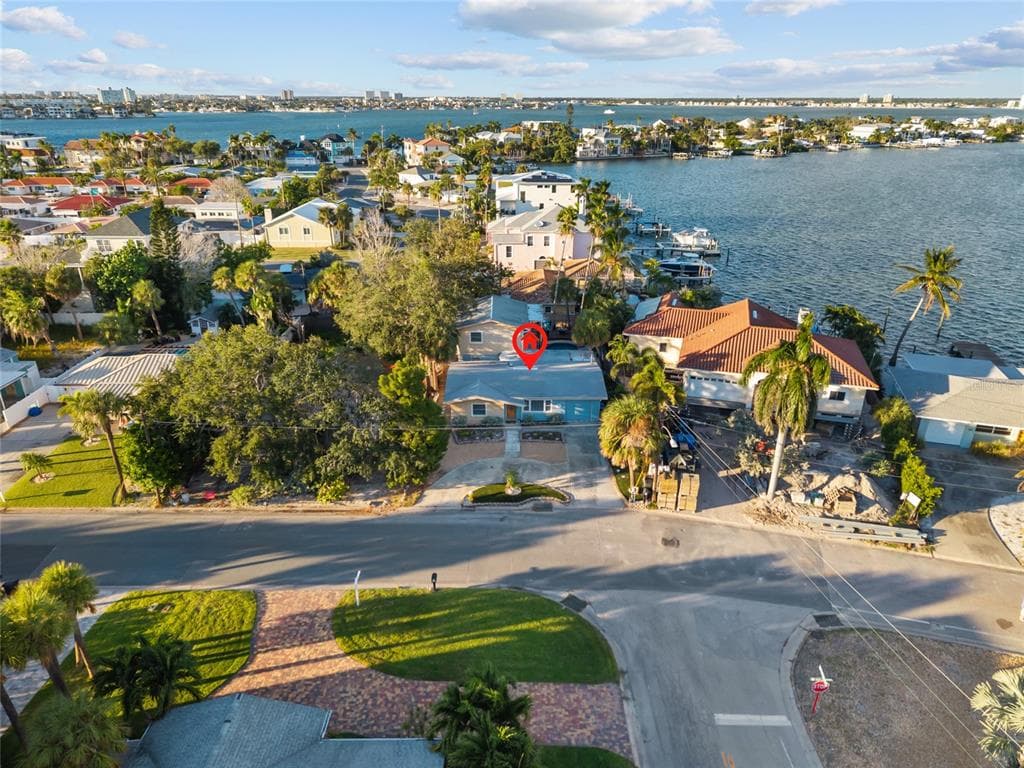 284 44TH AVENUE, ST PETE BEACH, FL 33706 — zdjęcie 4