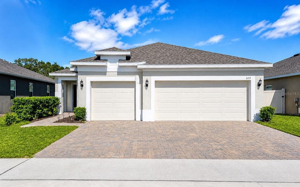 669 JUPITER BEACH ROAD, GROVELAND, FL 34736