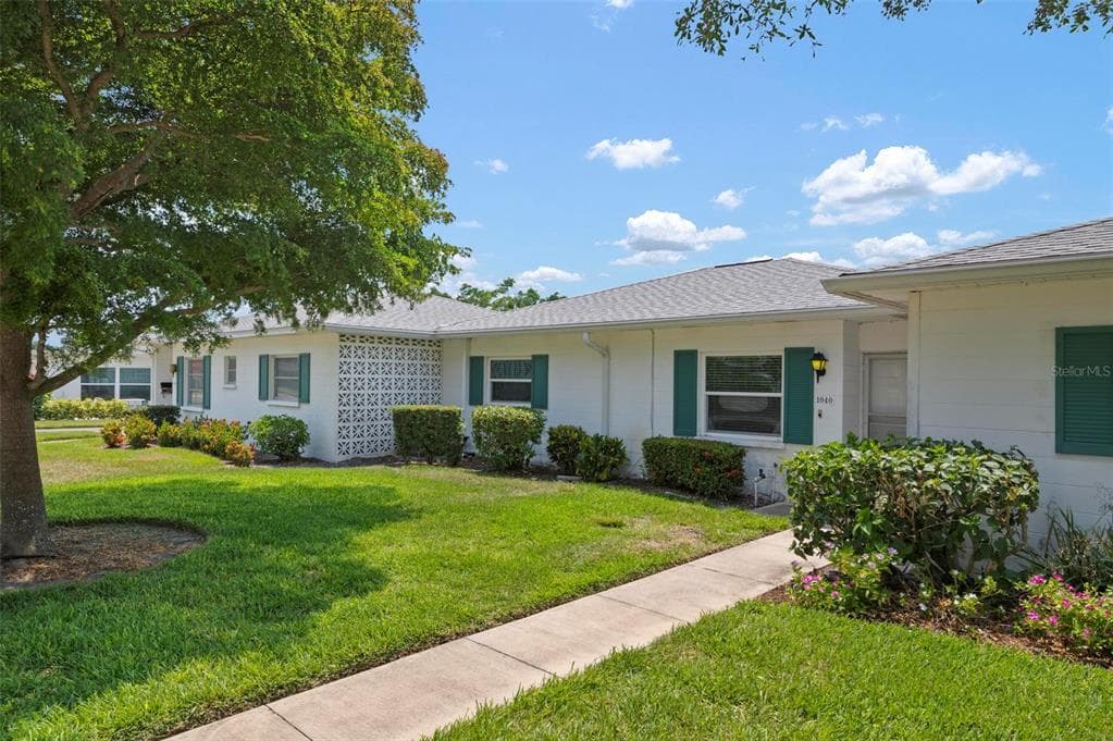 1040 COCKRILL STREET, VENICE, FL 34285