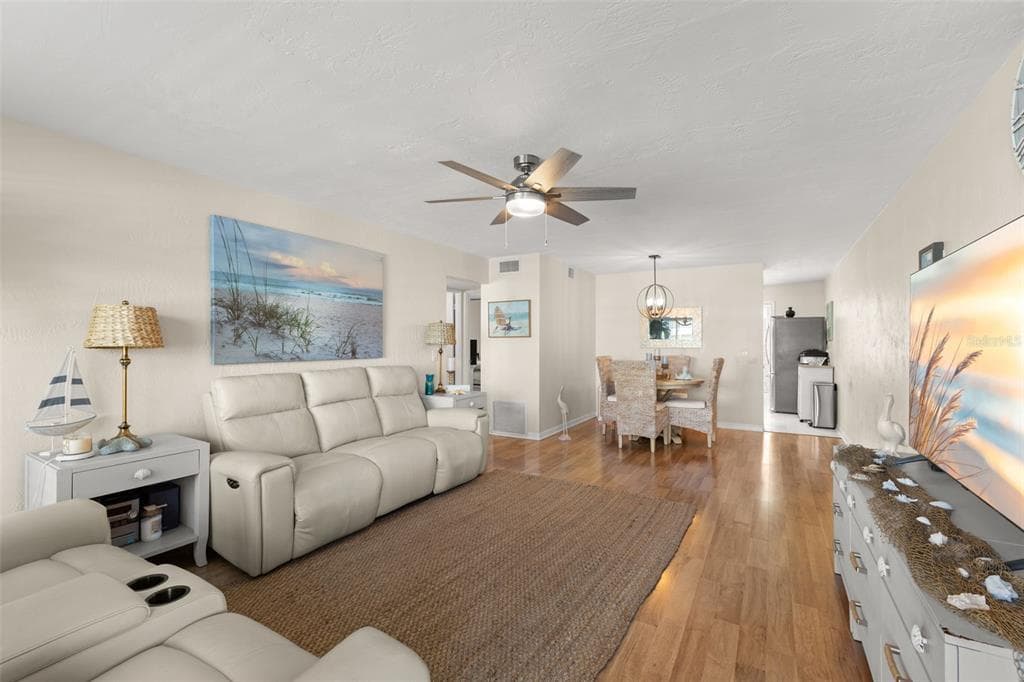 2461 CANADIAN WAY # 27, CLEARWATER, FL 33763 — zdjęcie 3
