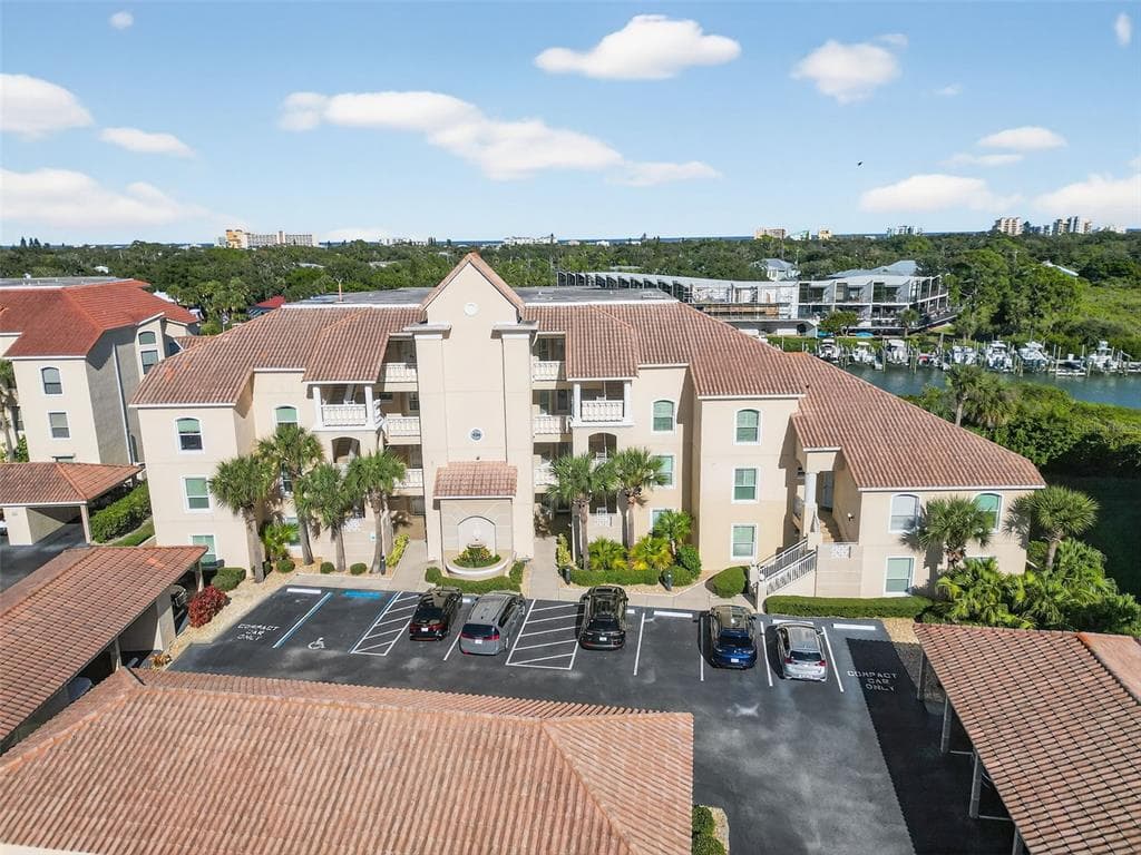 434 BOUCHELLE DRIVE # 304, NEW SMYRNA BEACH, FL 32169 — zdjęcie 2