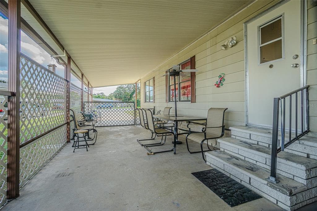 39353 SYCAMORE LANE, ZEPHYRHILLS, FL 33542 — zdjęcie 4