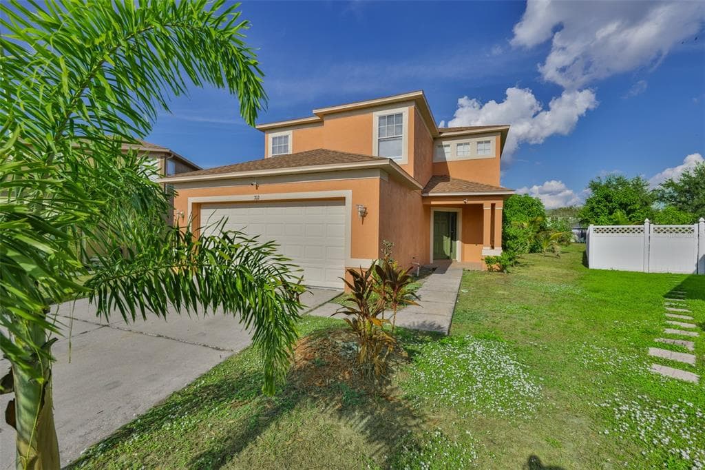702 CRISTELLE JEAN DRIVE, RUSKIN, FL 33570 — zdjęcie 2
