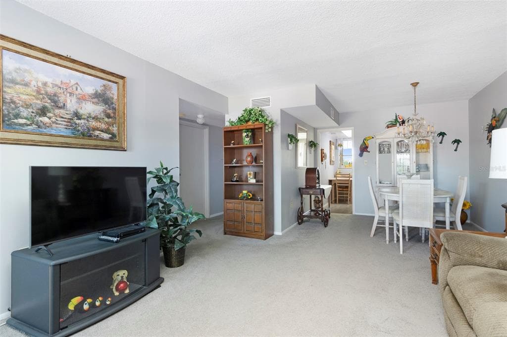 8101 11TH STREET N # 319, ST PETERSBURG, FL 33702 — zdjęcie 3