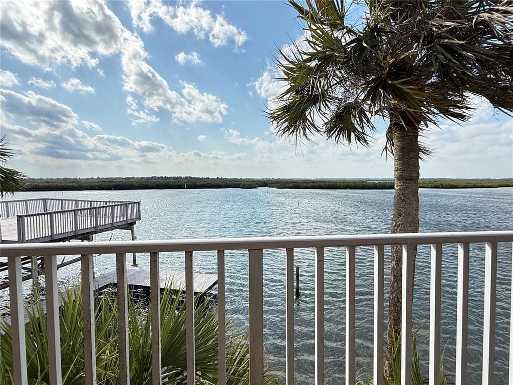 824 EEL AVENUE, NEW SMYRNA BEACH, FL 32169