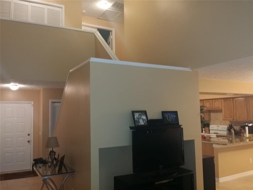 4012 CIRCLEWOOD COURT, TAMPA, FL 33614 — zdjęcie 2