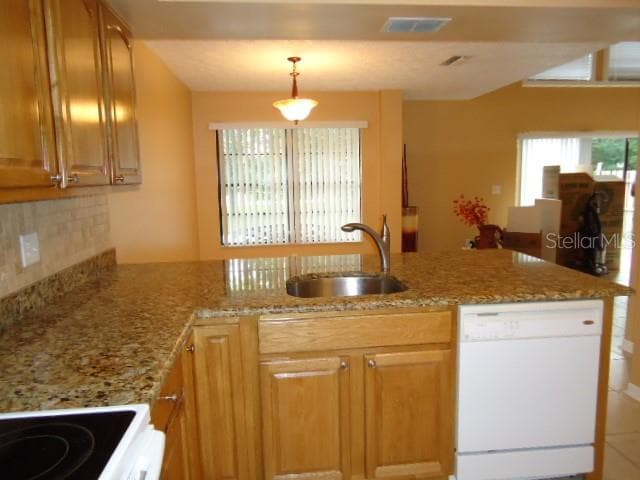 4012 CIRCLEWOOD COURT, TAMPA, FL 33614 — zdjęcie 5