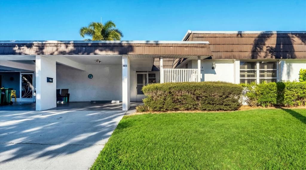 3823 GLEN OAKS DRIVE E # 83, SARASOTA, FL 34232
