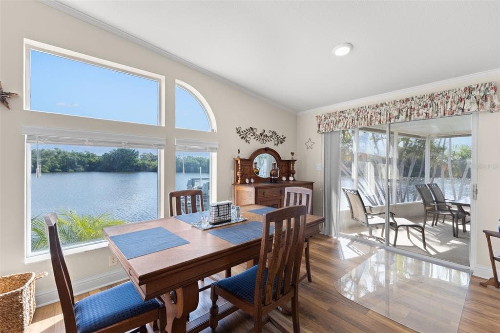 7013 MOUNT PINEY ROAD NE # 724, ST PETERSBURG, FL 33702